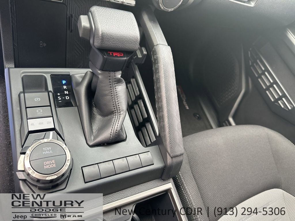 Used 2025 Toyota 4Runner TRD Sport AWD/4WD image 35