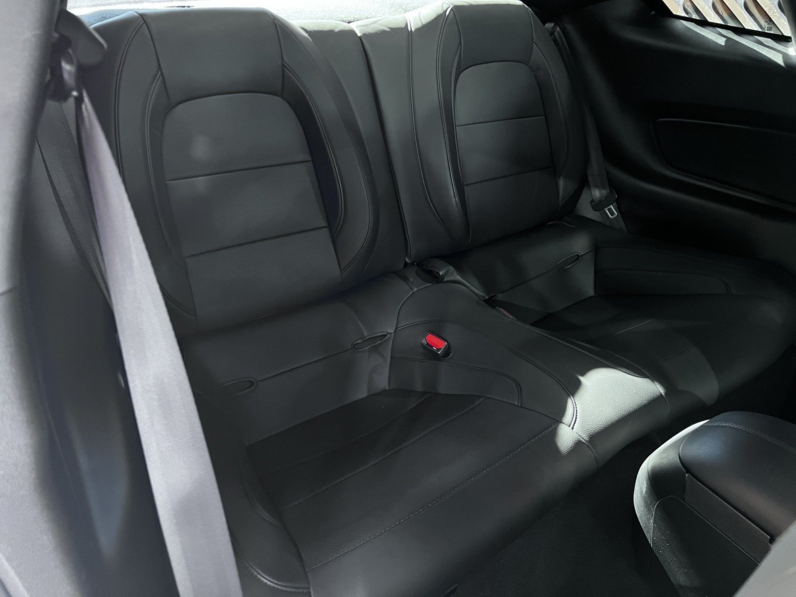Used 2022 Ford Mustang GT w/ Equipment Group 301A RWD image 18