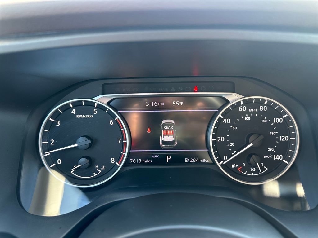Used 2023 Nissan Rogue SV image 12