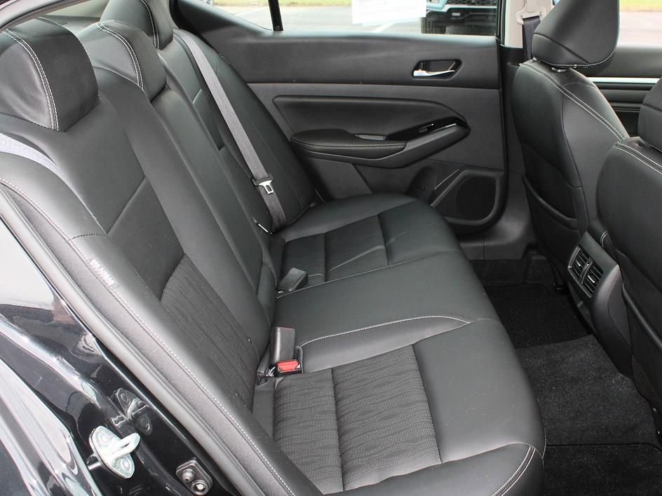 Used 2021 Nissan Altima 2.5 SL image 14