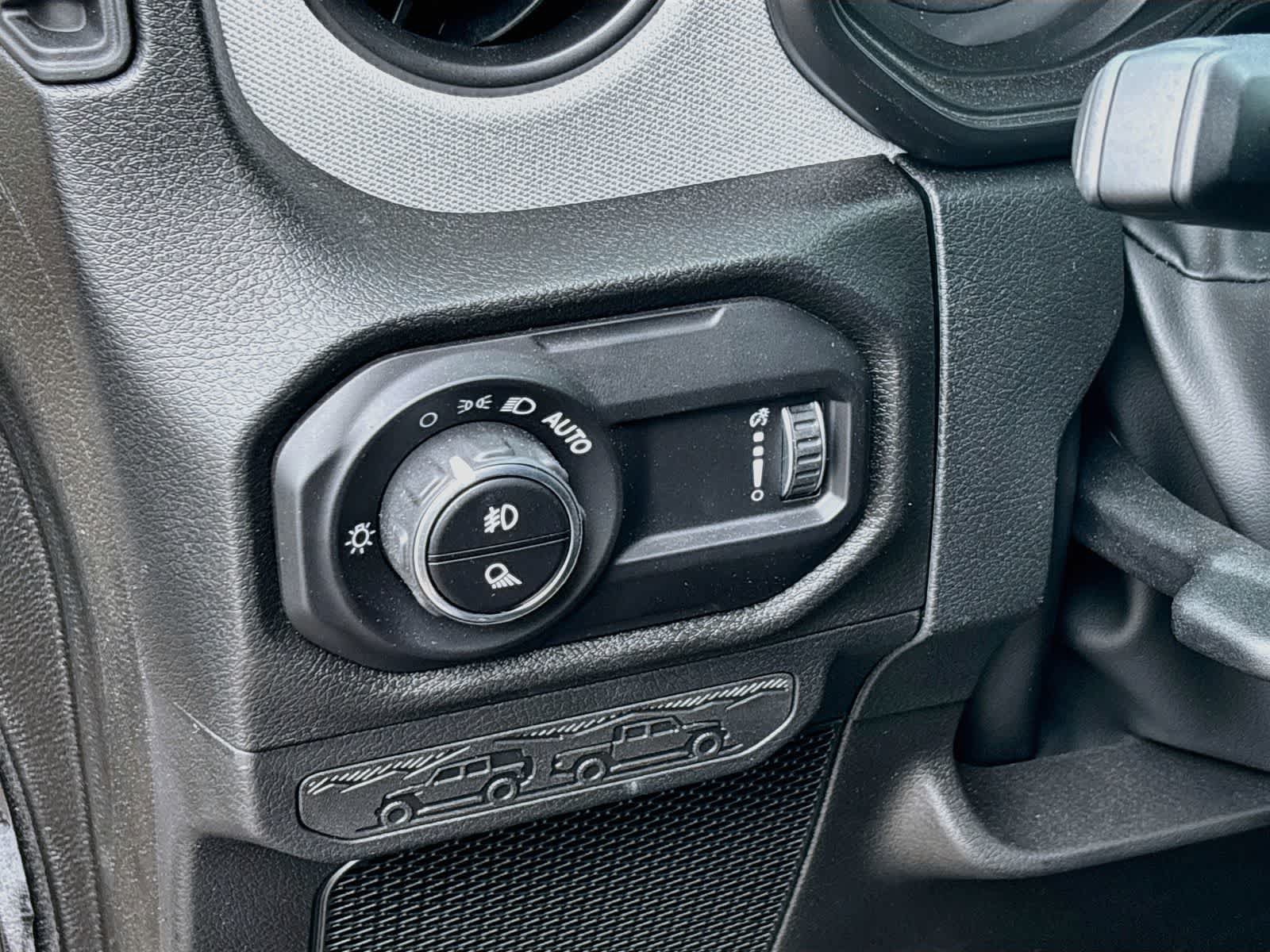 New 2026 Jeep Gladiator Sport AWD/4WD image 10
