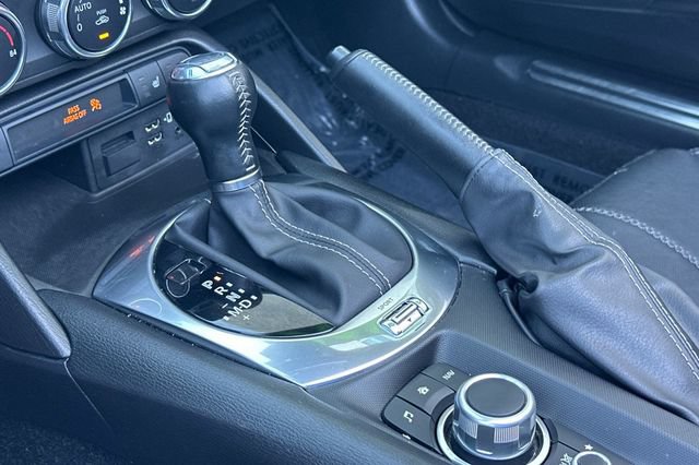 Used 2020 MAZDA MX-5 Miata Grand Touring RWD image 23