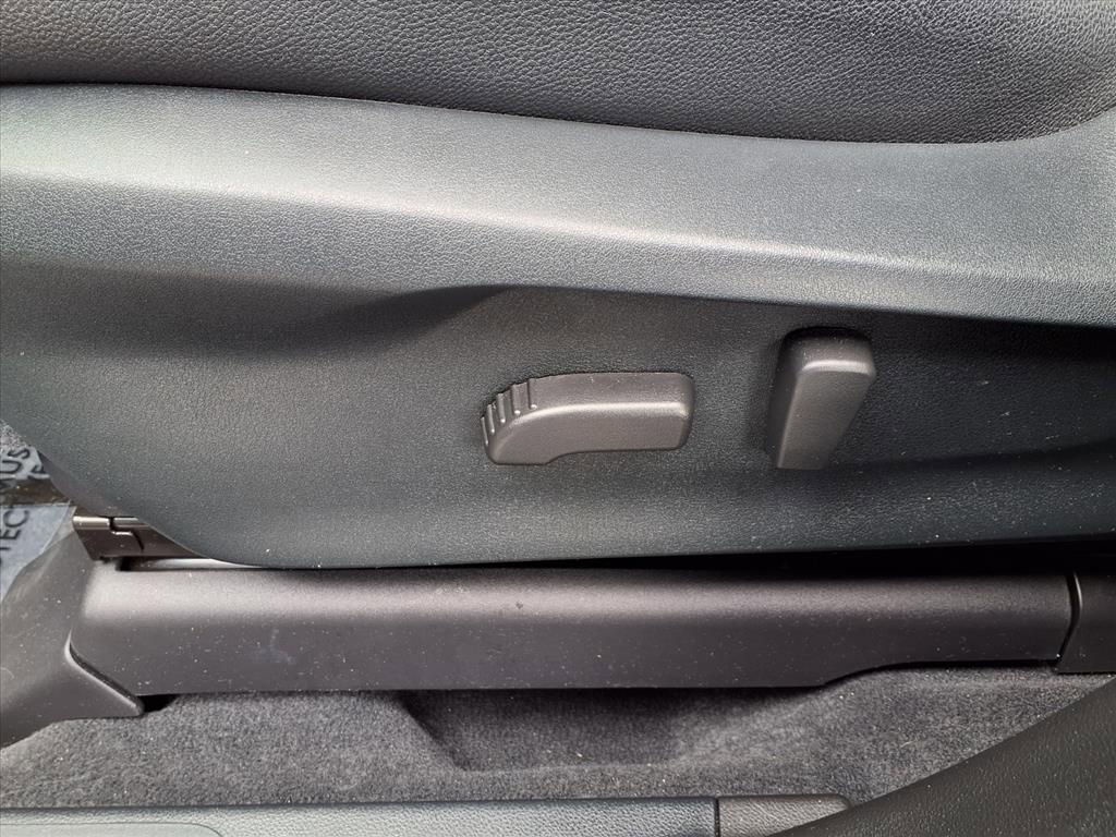 Used 2025 Subaru Ascent Onyx Edition image 17