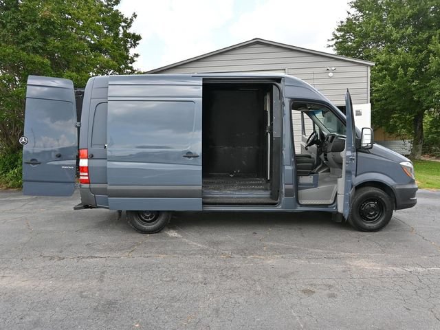 Used 2018 Mercedes-Benz Sprinter 2500 image 10
