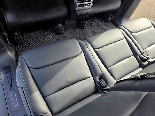 Used 2017 Tesla Model X 75D AWD/4WD image 33