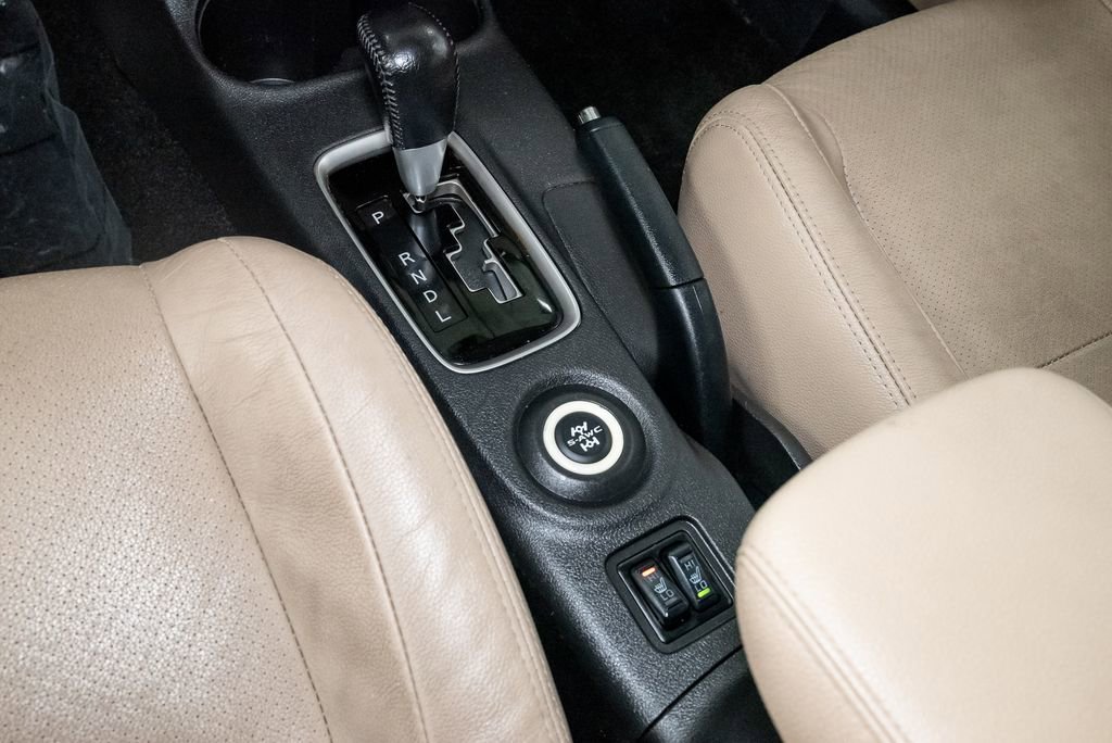 Used 2014 Mitsubishi Outlander GT image 19