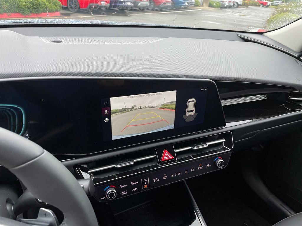 New 2026 Kia Niro EX FWD image 17
