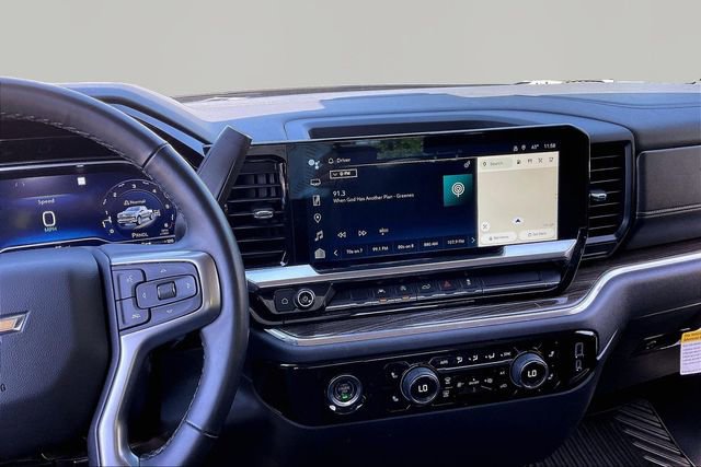 Used 2023 Chevrolet Silverado 1500 LT image 9