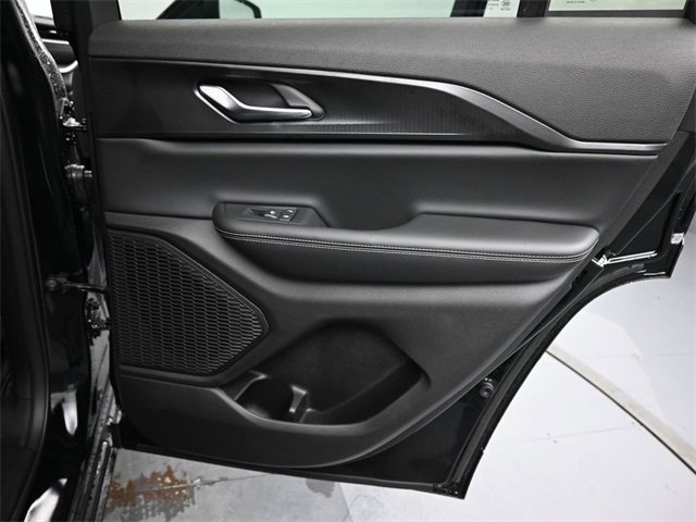 New 2025 Jeep Grand Cherokee Laredo X w/ Luxury Tech Group I image 20