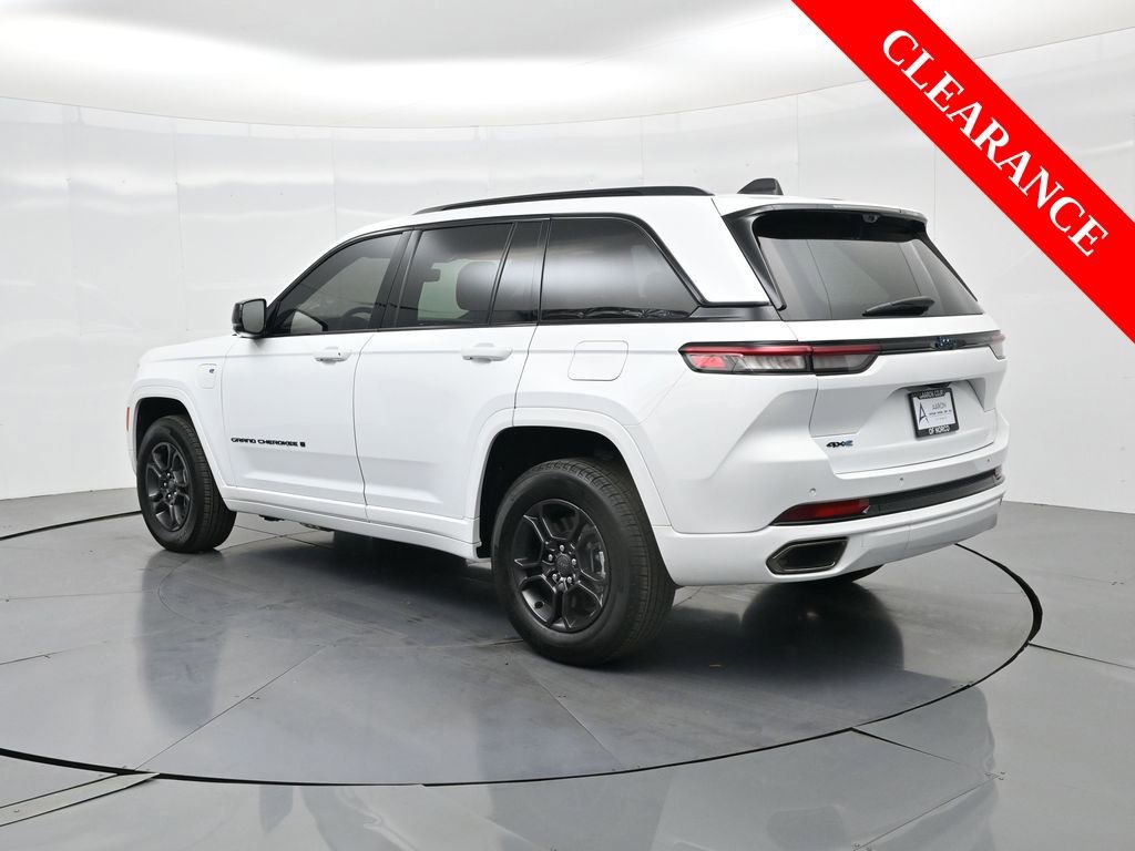 Used 2025 Jeep Grand Cherokee Limited 4xe image 8
