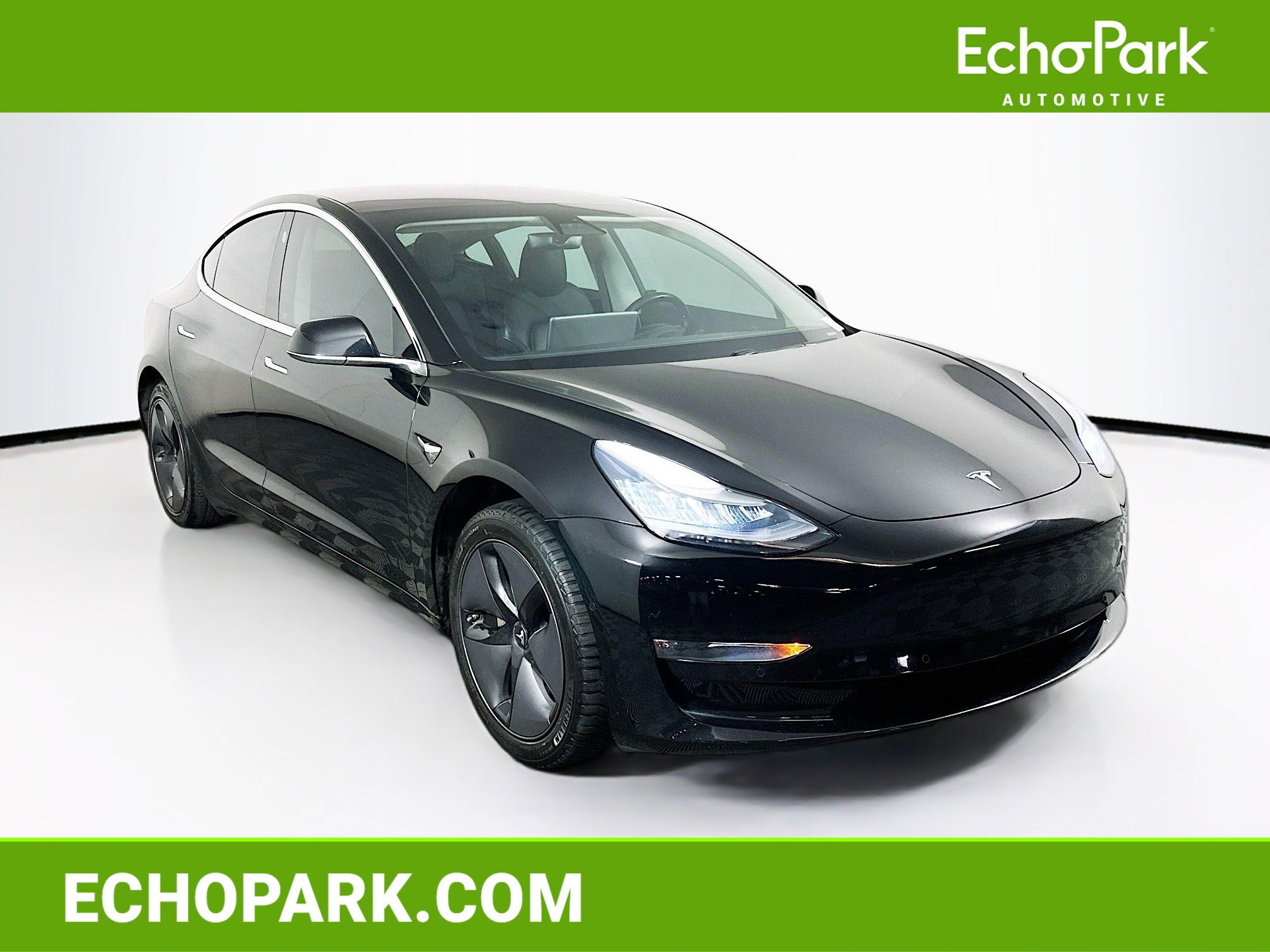 Used 2019 Tesla Model 3 Standard Range RWD image 1