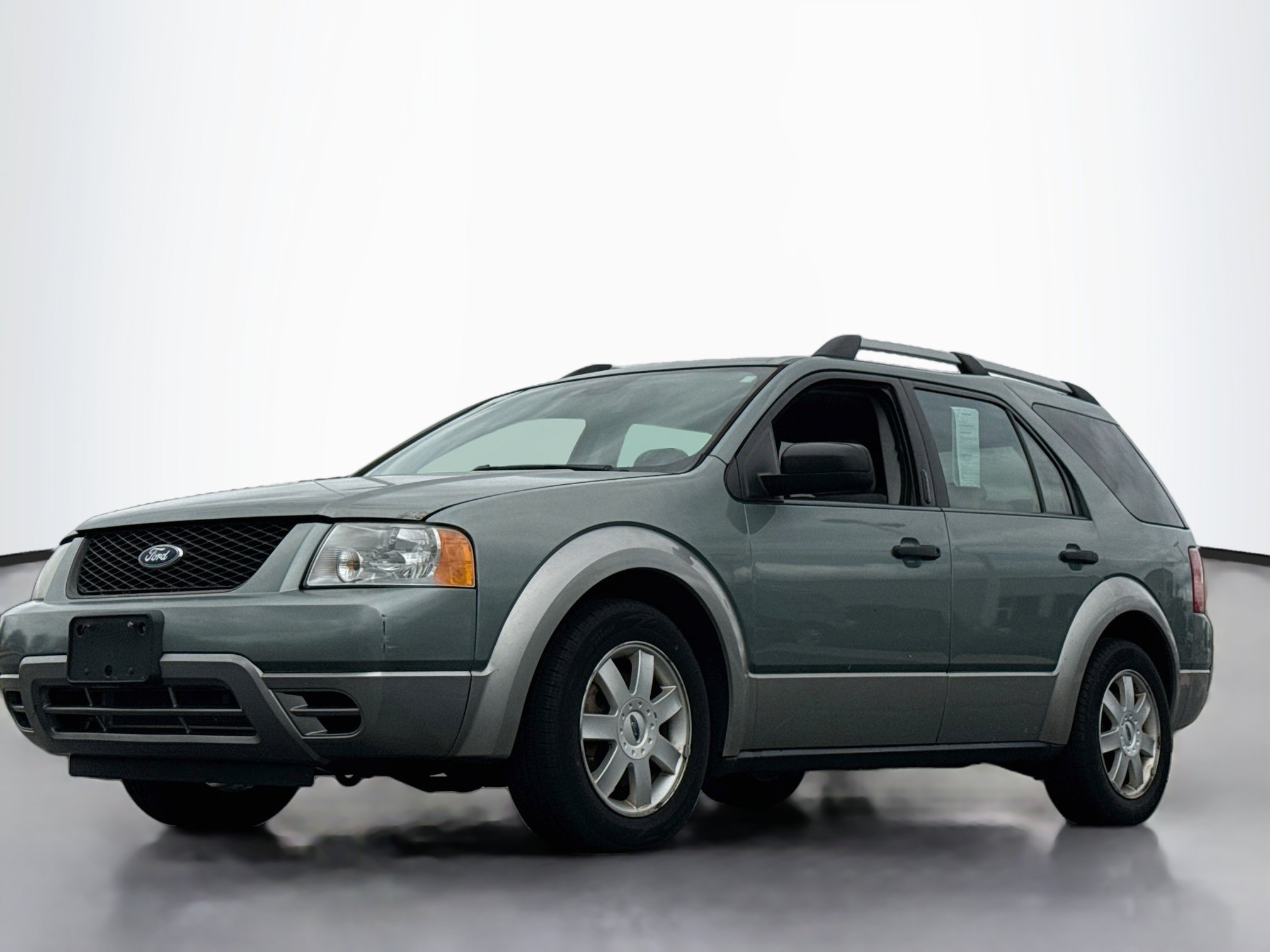 Used 2006 Ford Freestyle SE FWD image 3