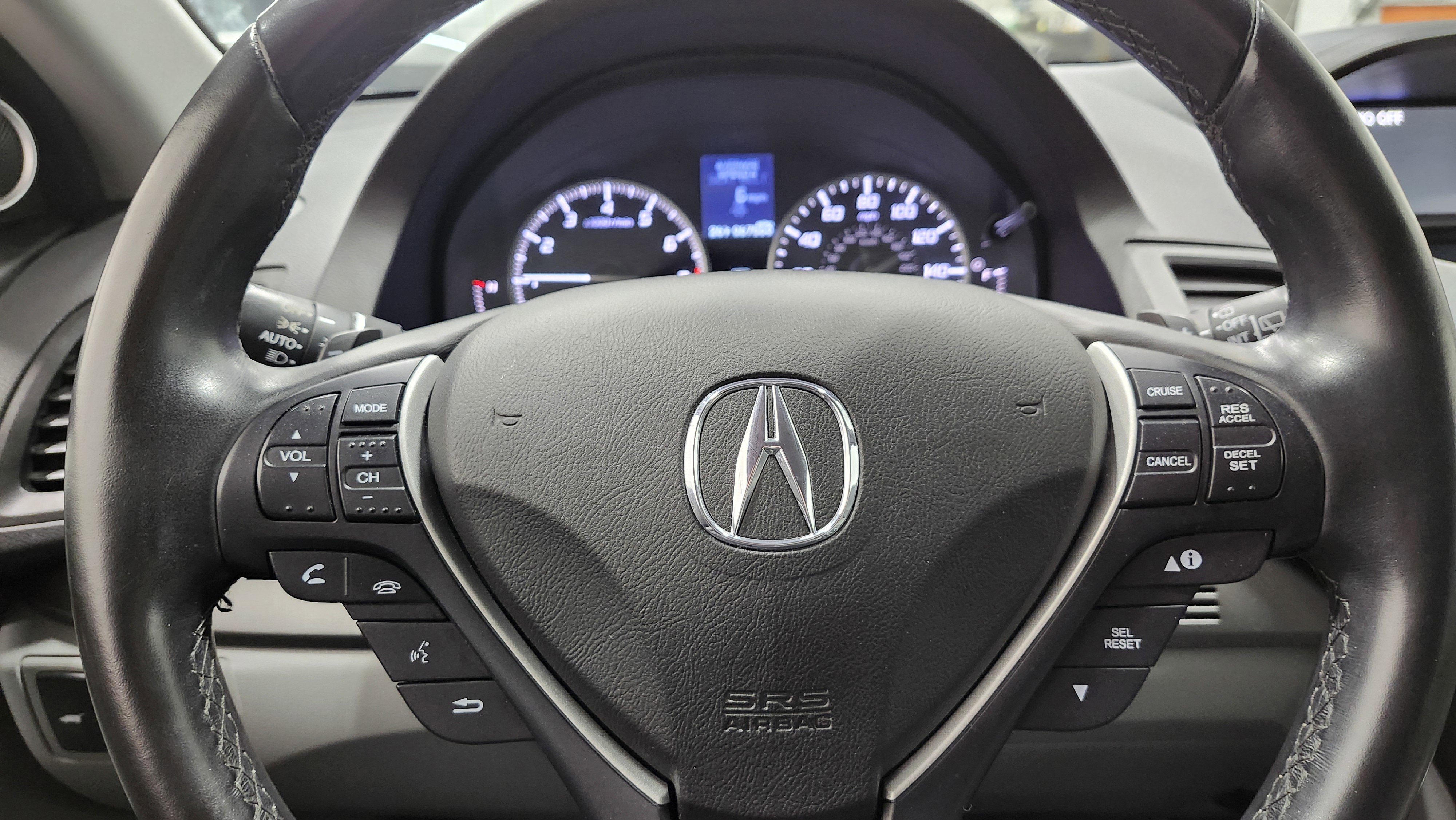 Used 2018 Acura RDX image 28