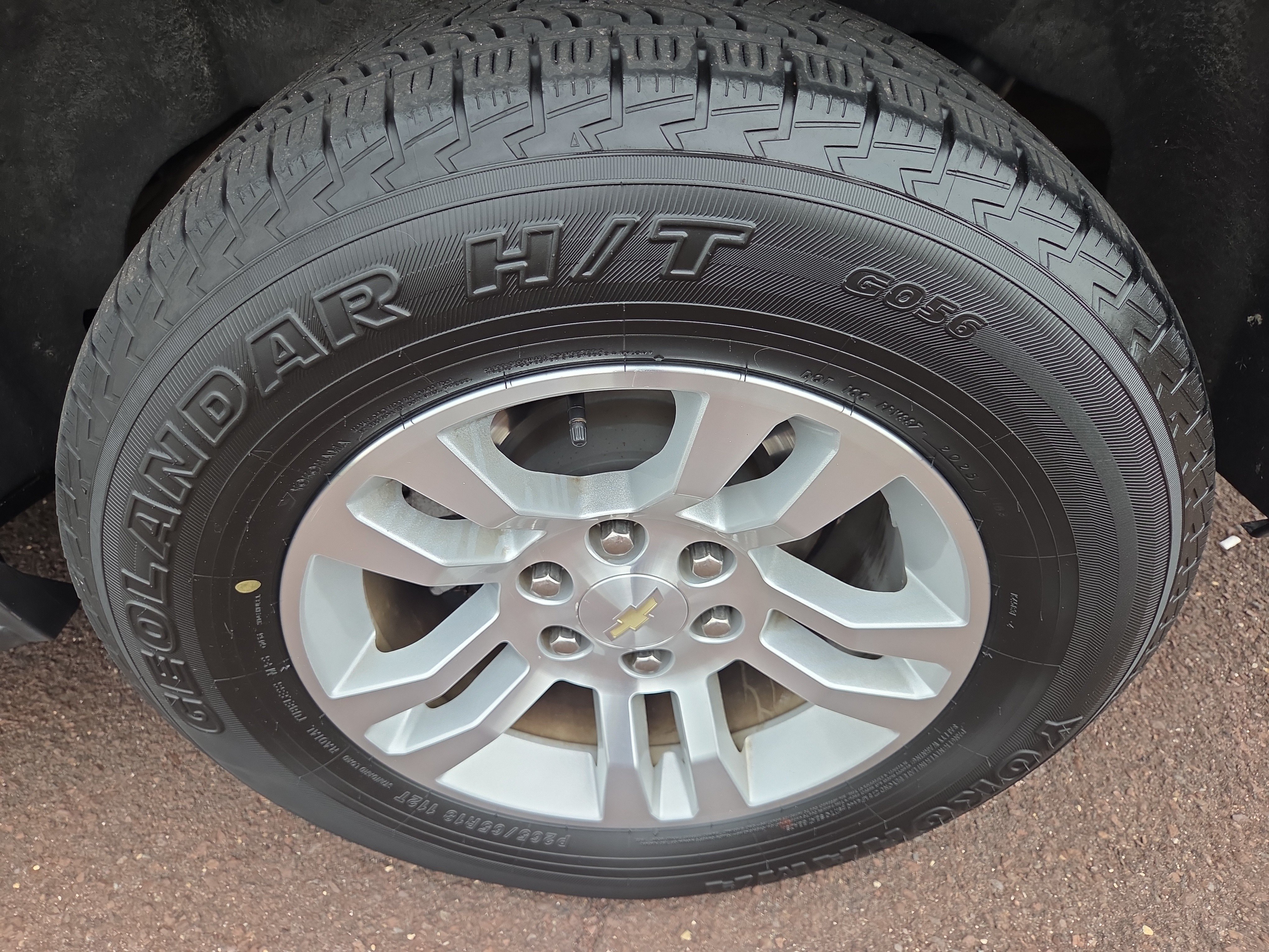 Used 2019 Chevrolet Suburban LT AWD/4WD image 11