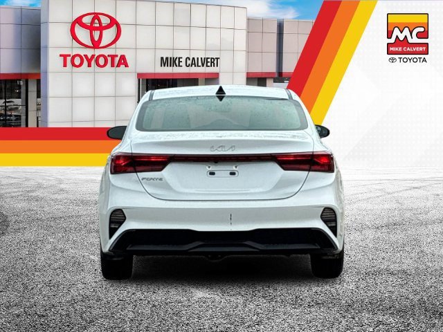 Used 2024 Kia Forte LXS w/ LXS Technology Package FWD image 4