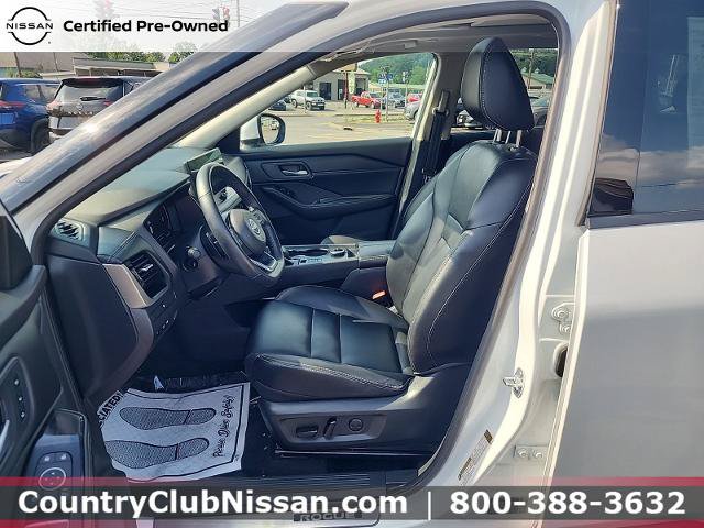 Certified 2024 Nissan Rogue SL w/ SL Premium Package AWD/4WD image 11