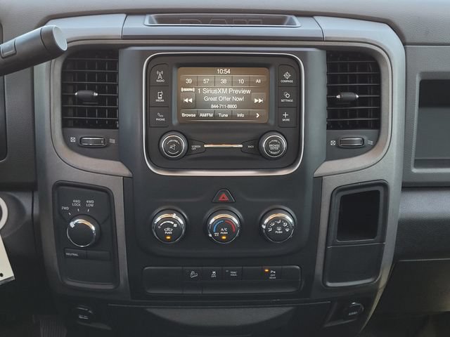 Used 2018 RAM 2500 Tradesman w/ Chrome Appearance Group AWD/4WD image 14