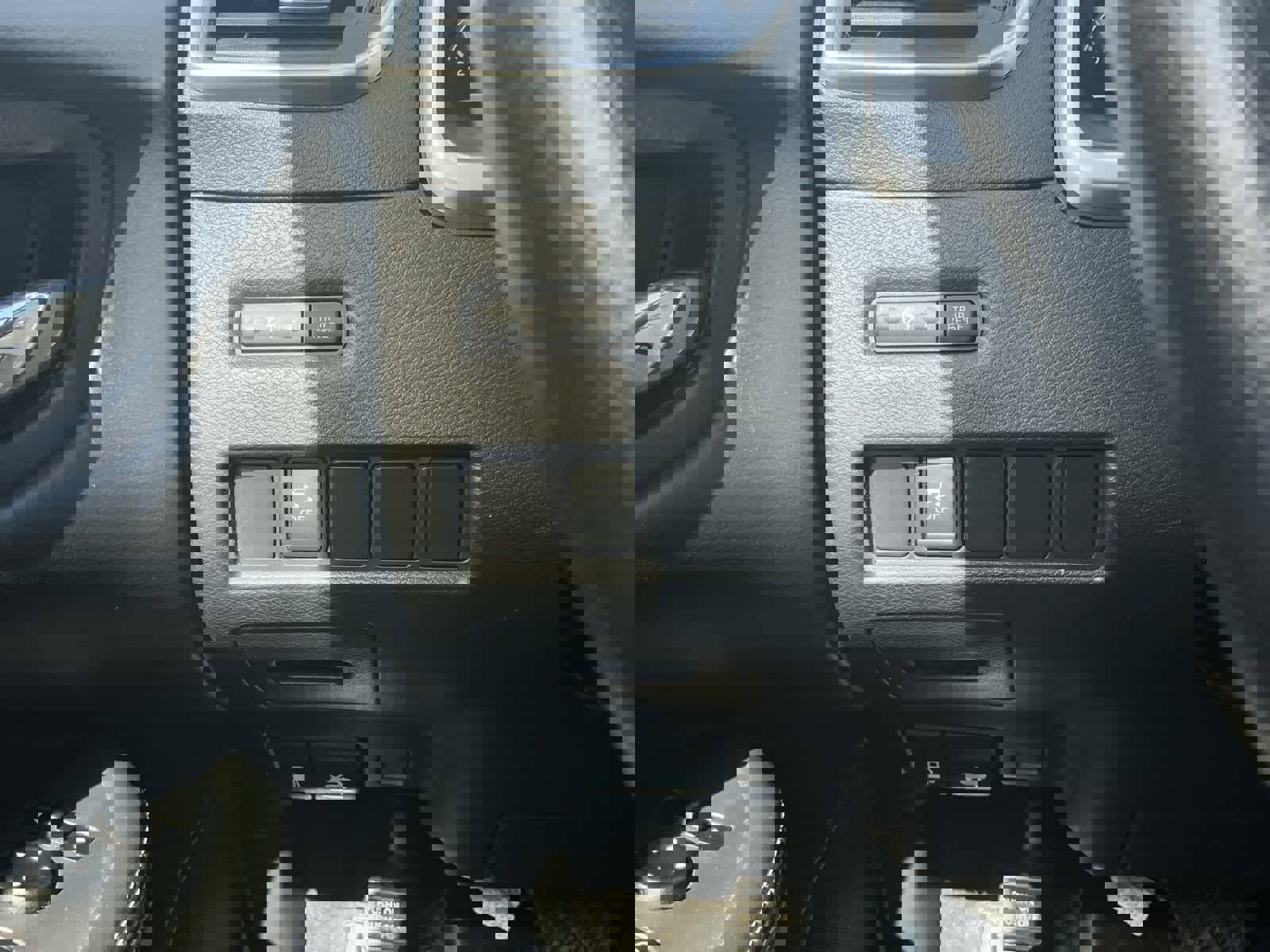 Used 2018 Nissan Murano S image 15