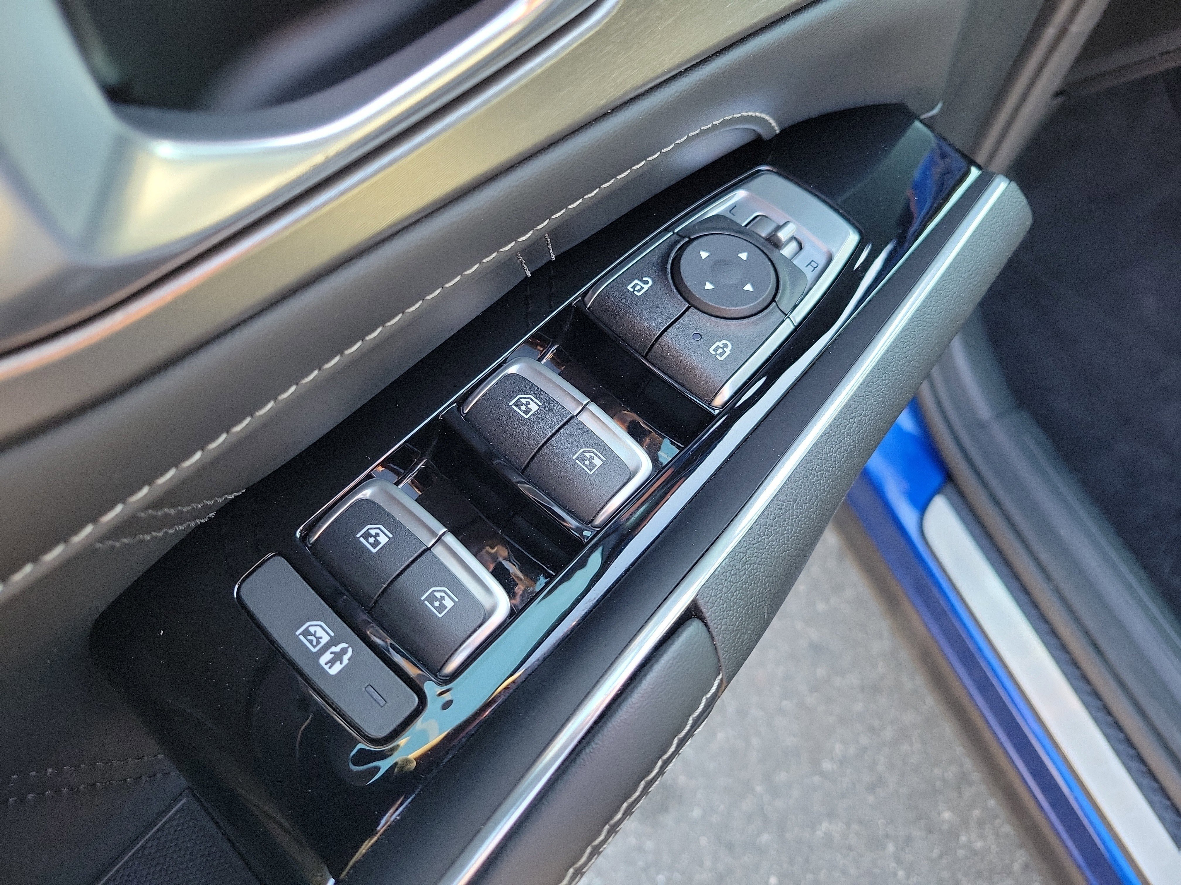 Certified 2021 Kia Sorento SX image 22