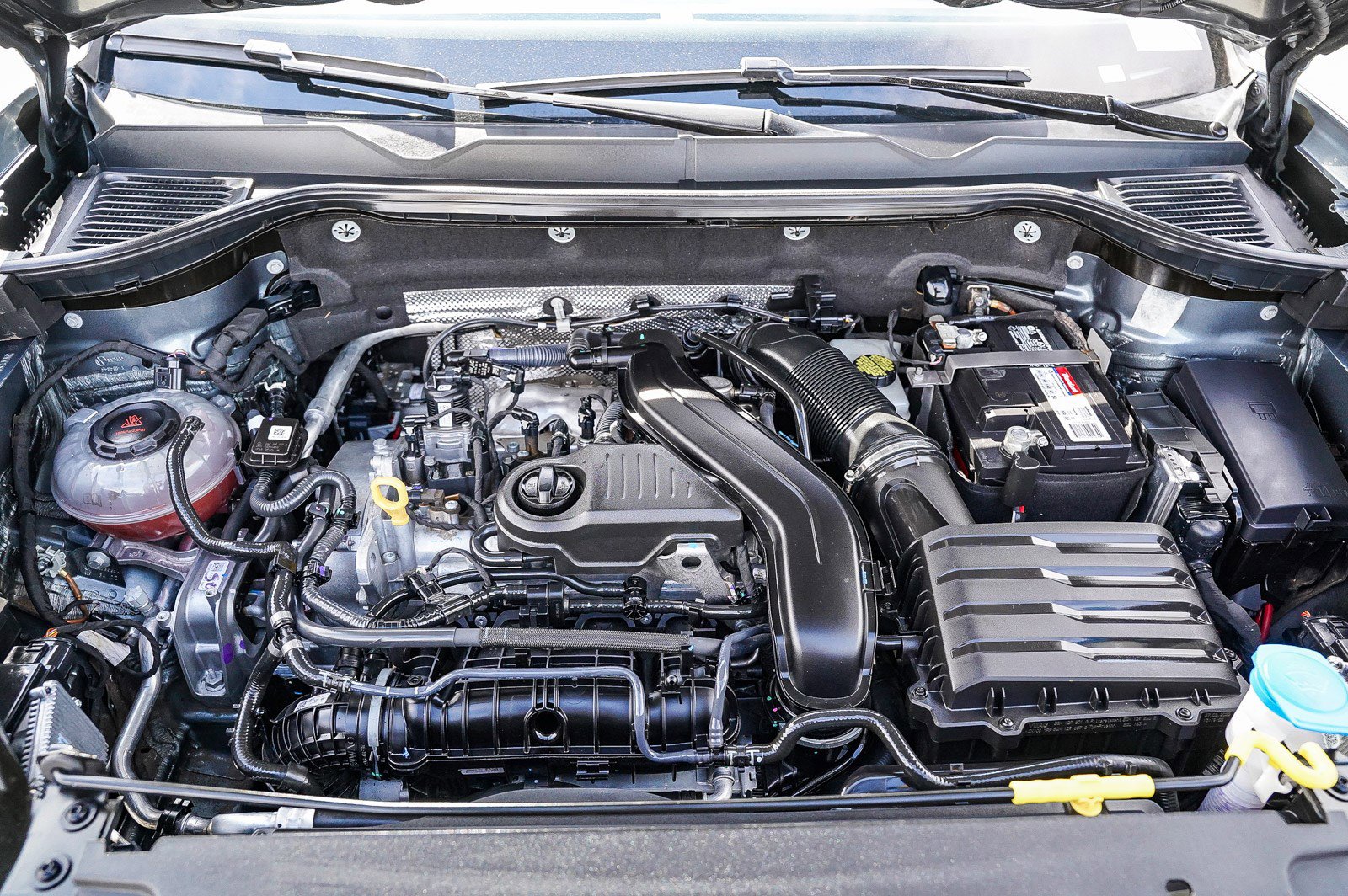 Used 2023 Volkswagen Taos SEL image 27