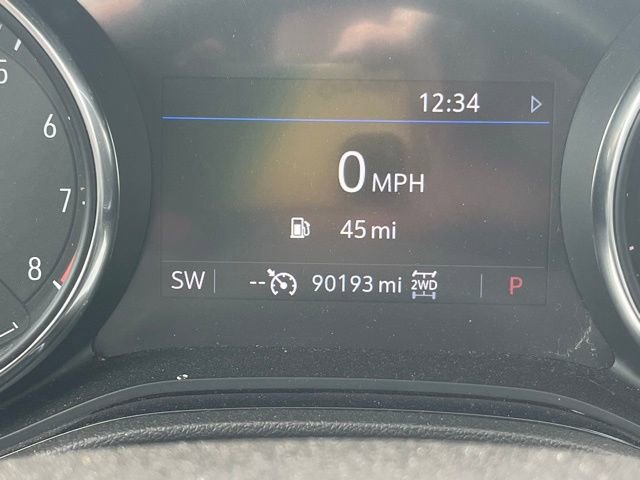 Used 2021 Buick Encore GX Essence image 8