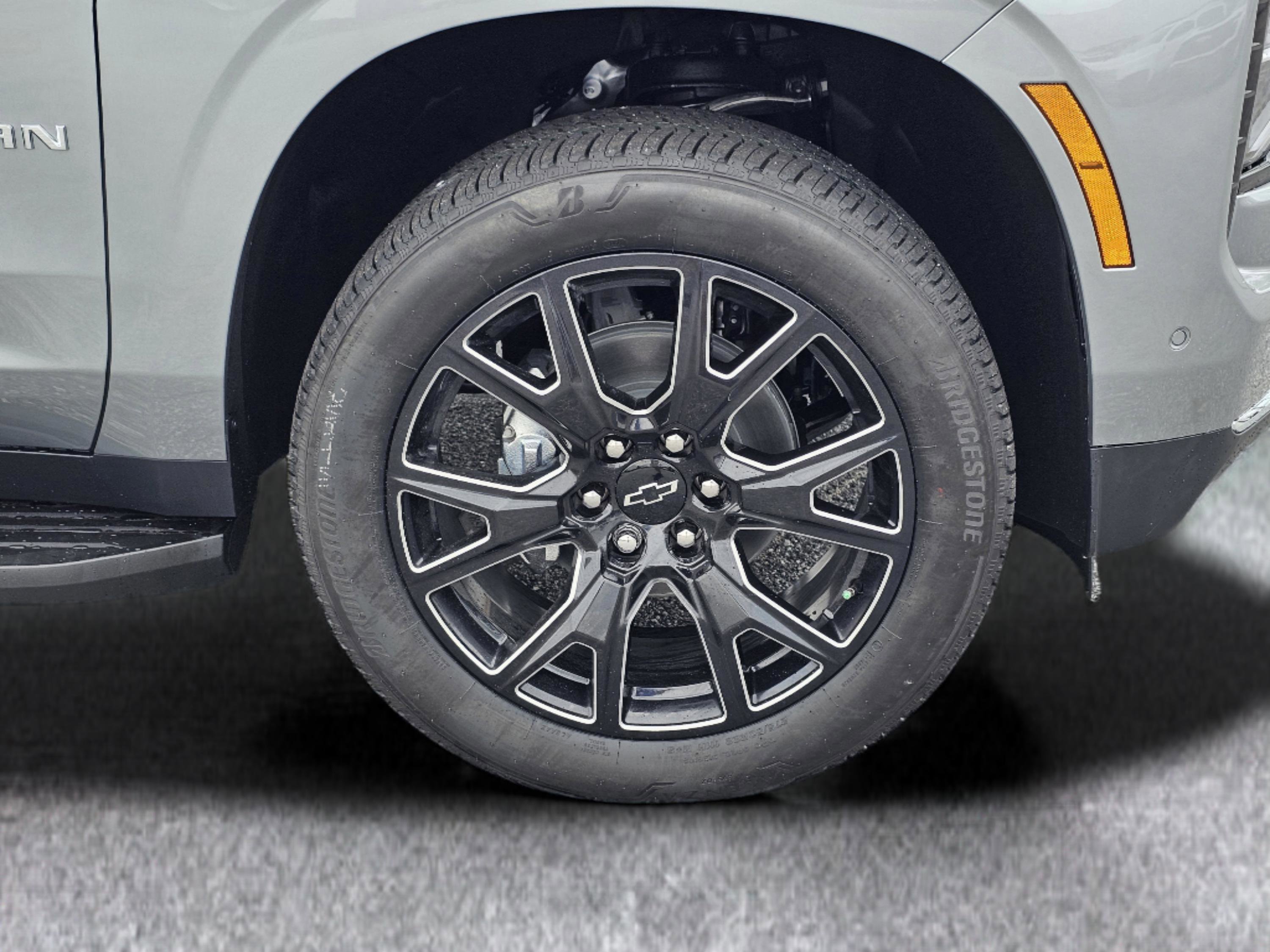 New 2026 Chevrolet Suburban LT w/ Comfort Package image 6