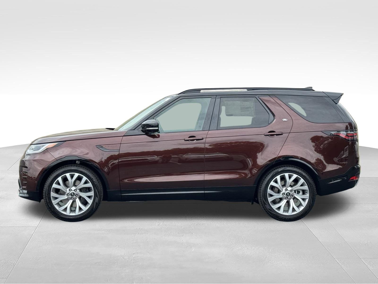New 2026 Land Rover Discovery Limited Edition AWD/4WD image 2