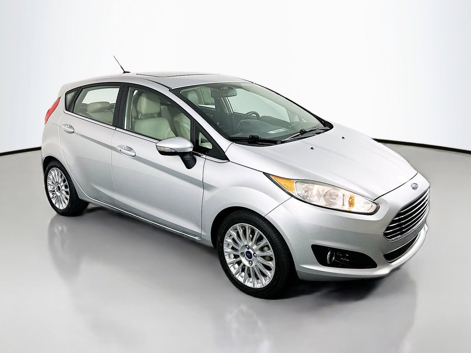 Used 2016 Ford Fiesta Titanium