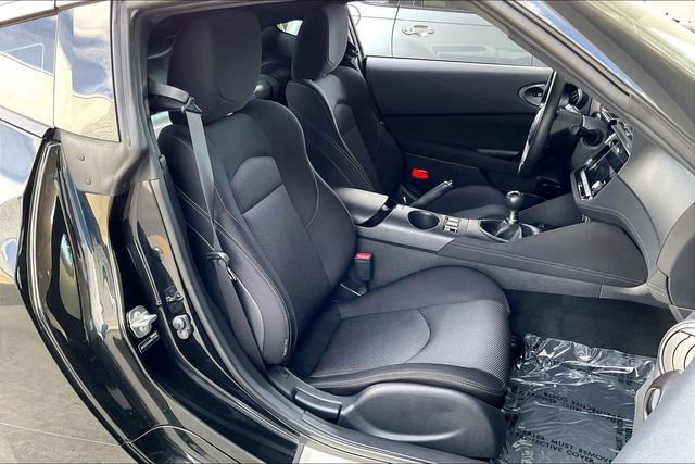 Used 2023 Nissan Z w/ Floor Mat Package RWD image 6