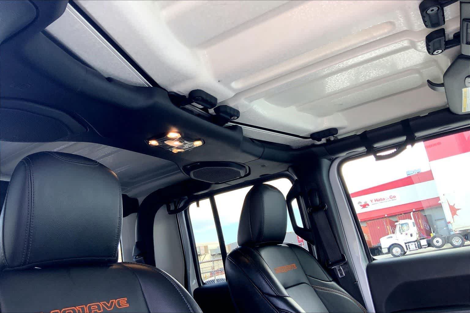 Used 2022 Jeep Gladiator Mojave w/ Cold Weather Group AWD/4WD image 30