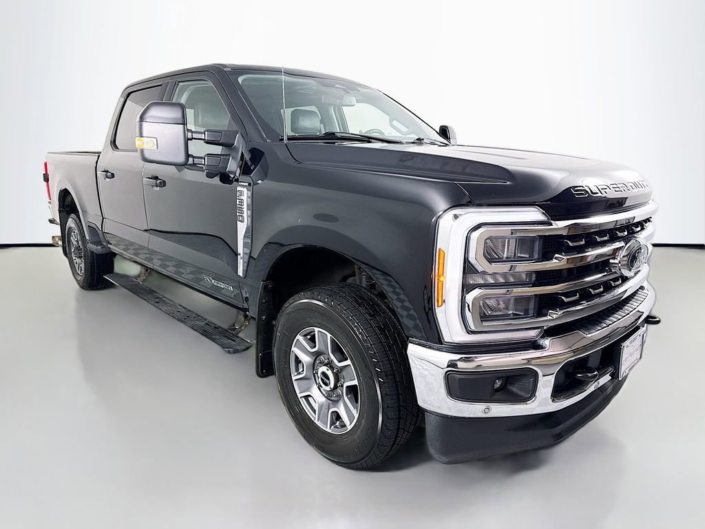 Used 2023 Ford F350 Lariat w/ Lariat Ultimate Package AWD/4WD image 7