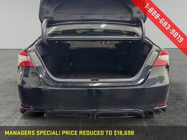 Used 2020 Toyota Camry SE image 13