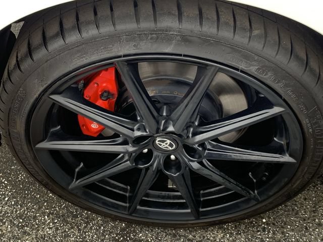 Used 2025 Toyota GR86 w/ Performance Package RWD image 28