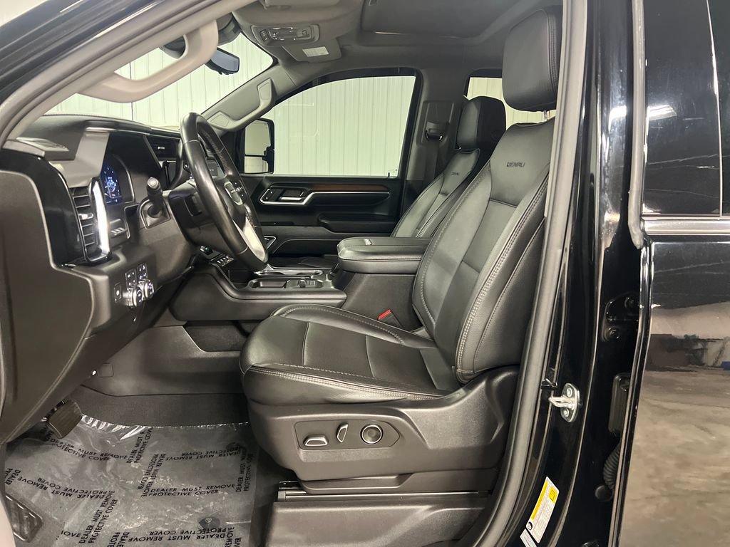 Certified 2024 GMC Sierra 2500 Denali w/ Denali Reserve Package AWD/4WD image 13