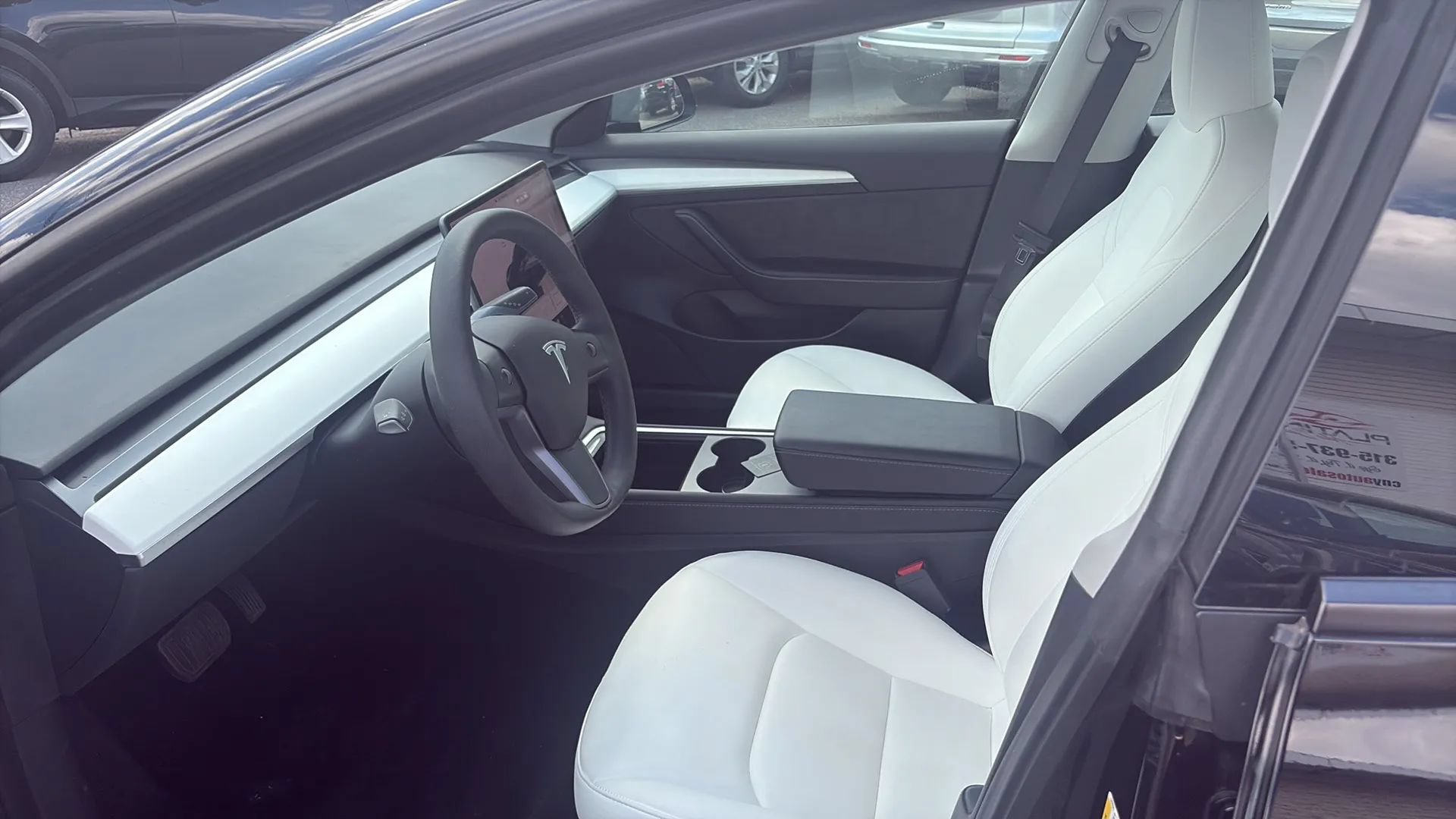 Used 2023 Tesla Model 3 Standard Range RWD image 17