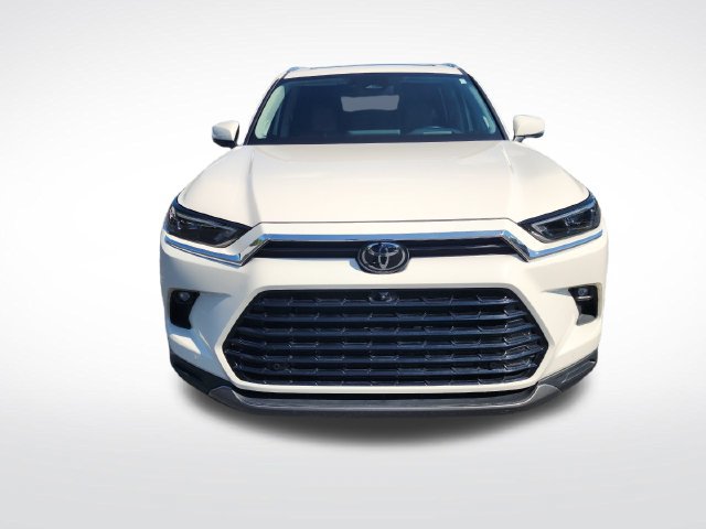 Used 2024 Toyota Grand Highlander AWD image 8