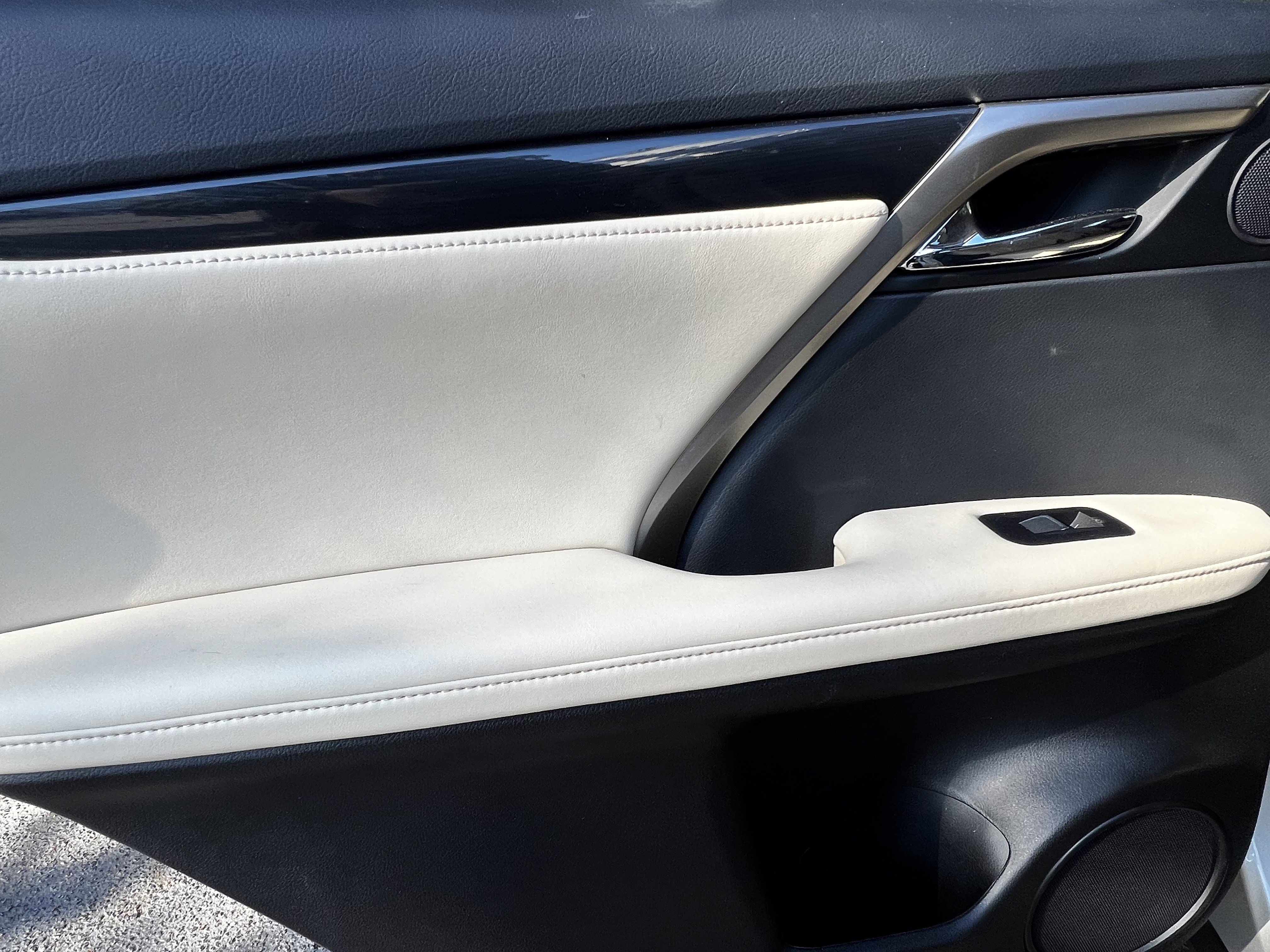 Used 2021 Lexus RX 350 FWD w/ Accessory Package image 30