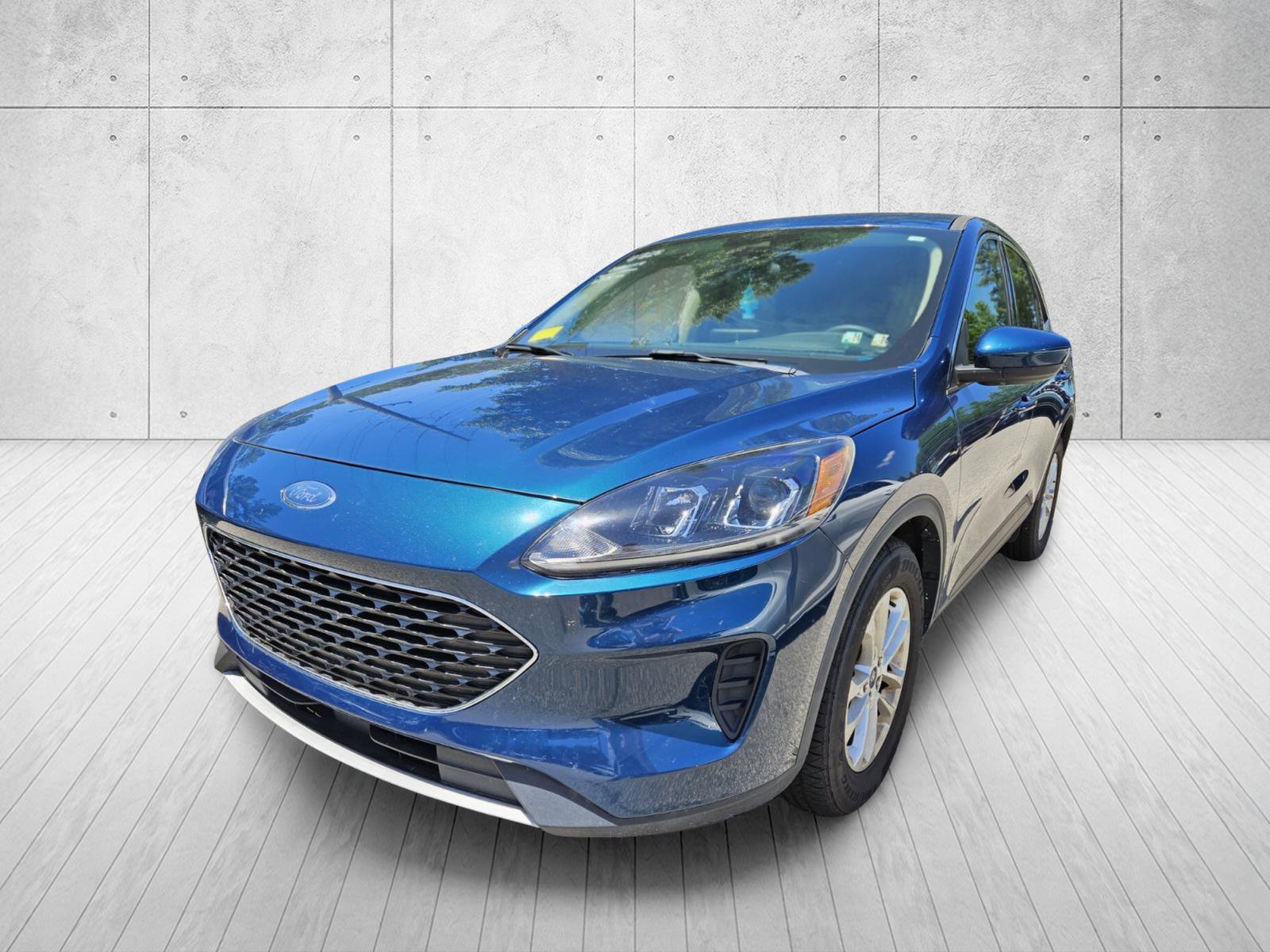 Used 2020 Ford Escape SE FWD image 5