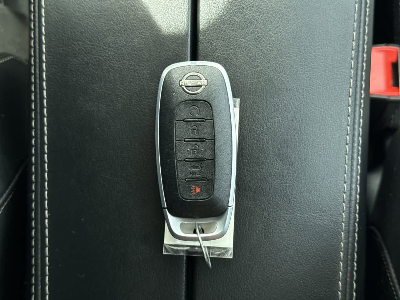 Used 2023 Nissan Rogue Platinum w/ Platinum Premium Package AWD/4WD image 23