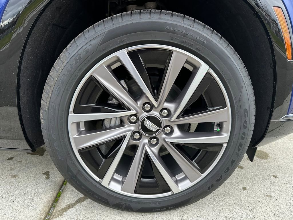 New 2026 Cadillac Vistiq Sport image 9