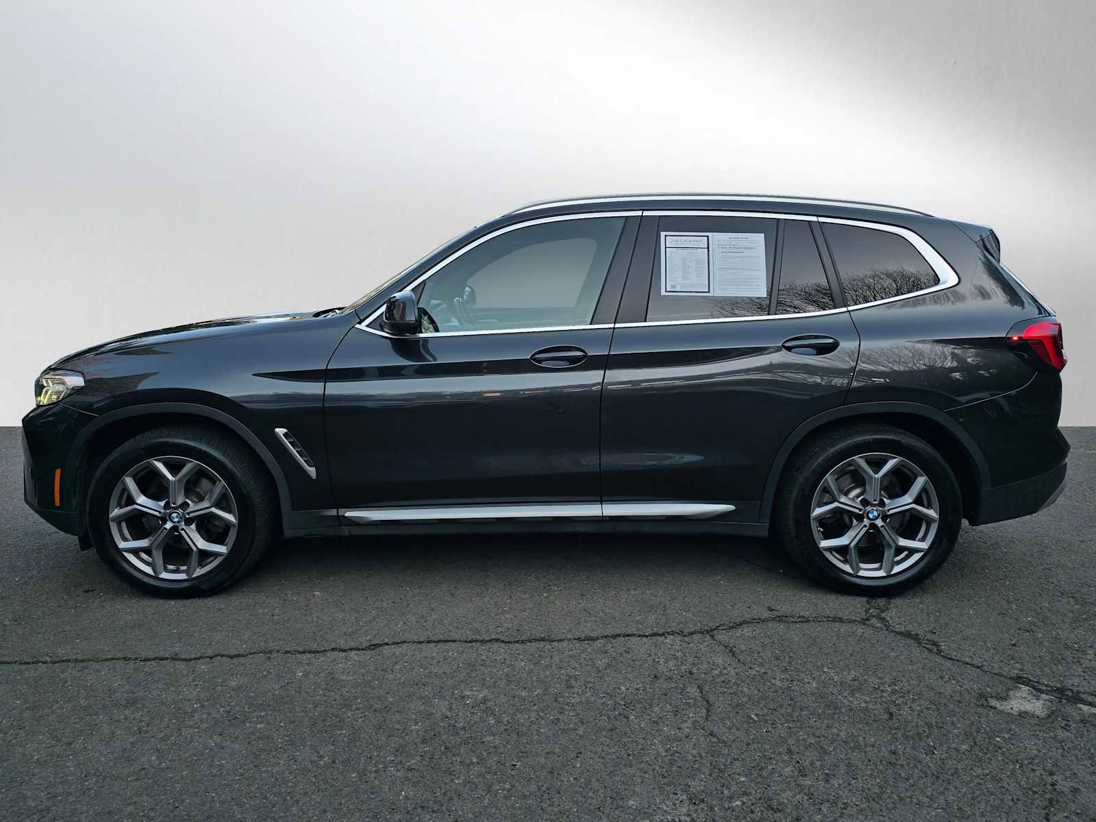 Used 2024 BMW X3 xDrive30i image 6