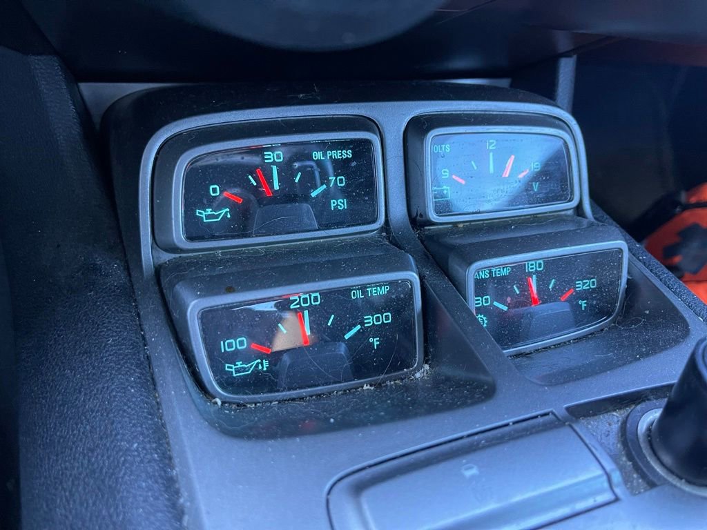 Used 2010 Chevrolet Camaro LT w/ LPO, Ground Effects Package RWD image 8