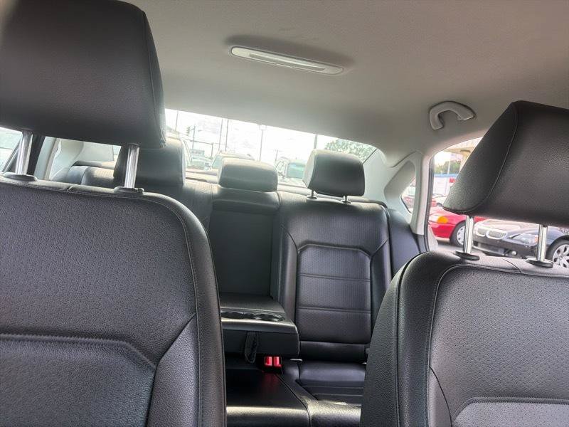 Used 2014 Volkswagen Passat 1.8T Wolfsburg Edition FWD image 24