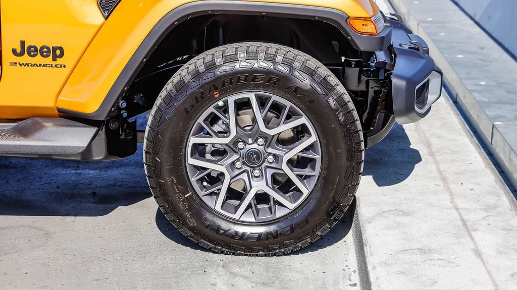 New 2026 Jeep Wrangler Unlimited Sahara AWD/4WD image 11