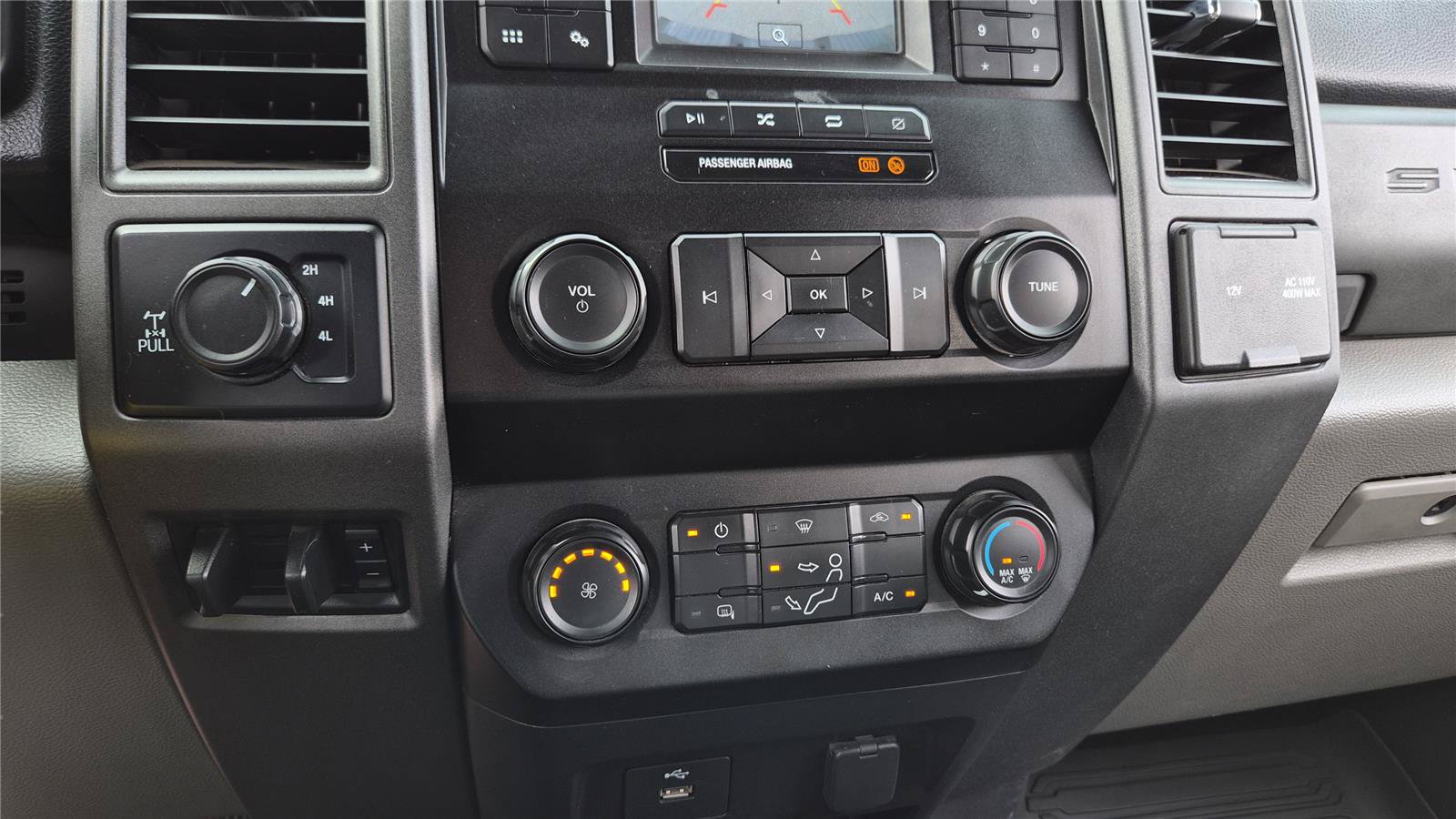 Used 2021 Ford F250 XL w/ STX Appearance Package AWD/4WD image 20