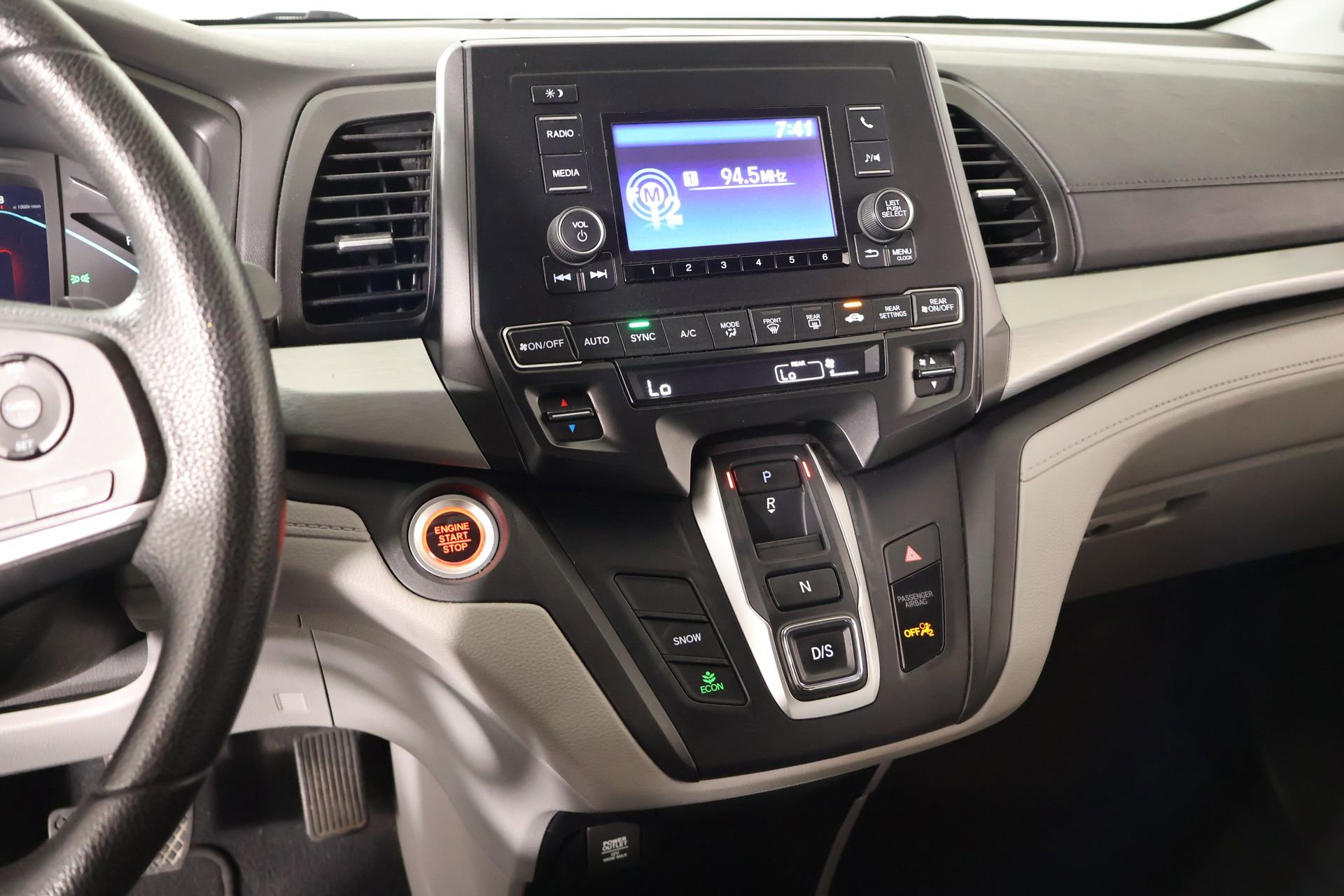 Used 2018 Honda Odyssey LX image 5