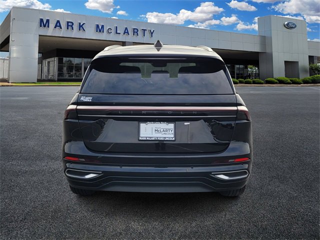 Certified 2024 Lincoln Nautilus Reserve image 5