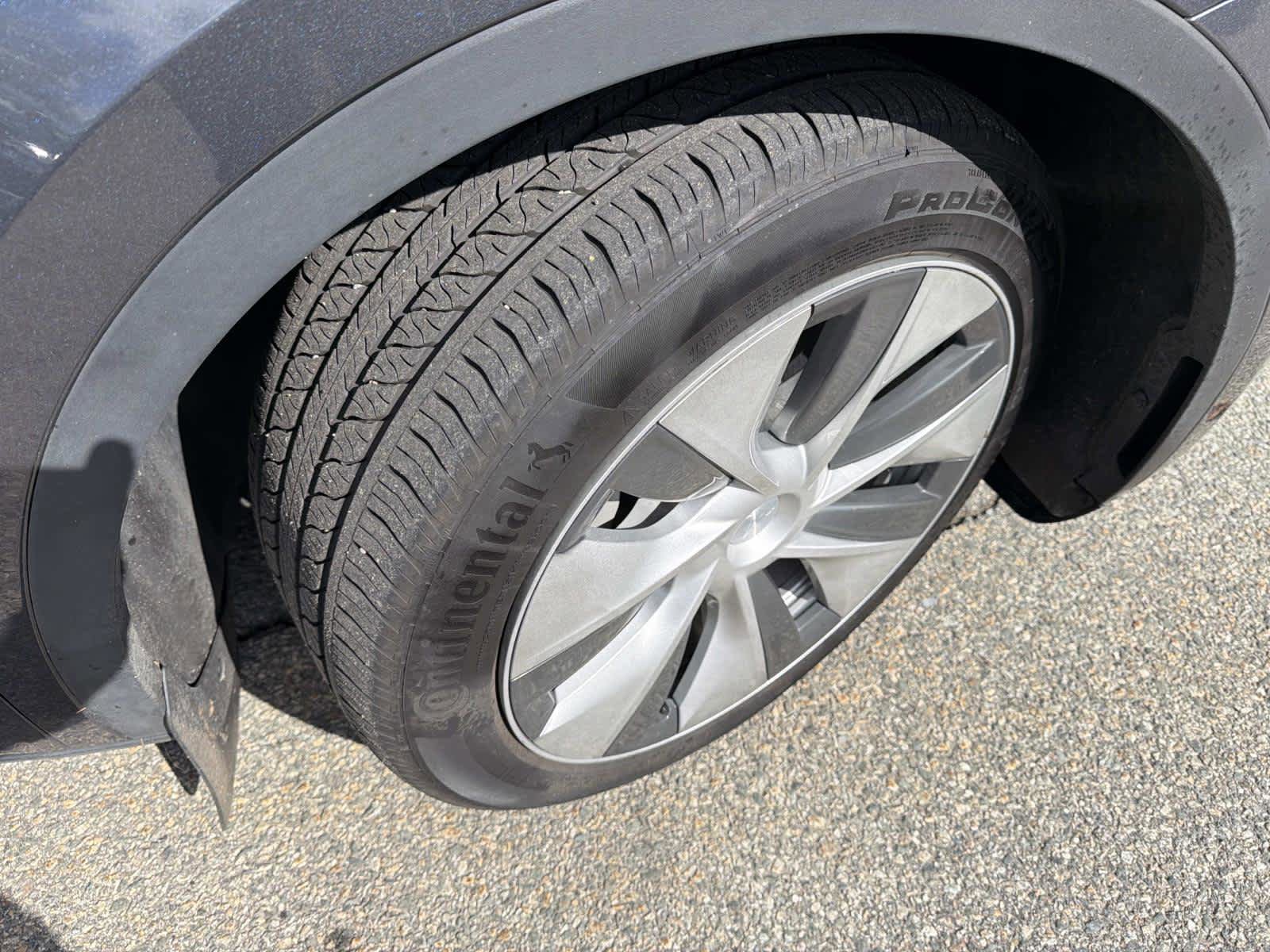 Used 2023 Tesla Model Y AWD image 19