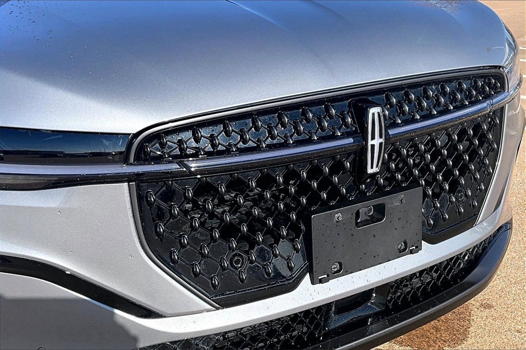 Used 2024 Lincoln Nautilus Reserve w/ Equipment Group 202A image 29