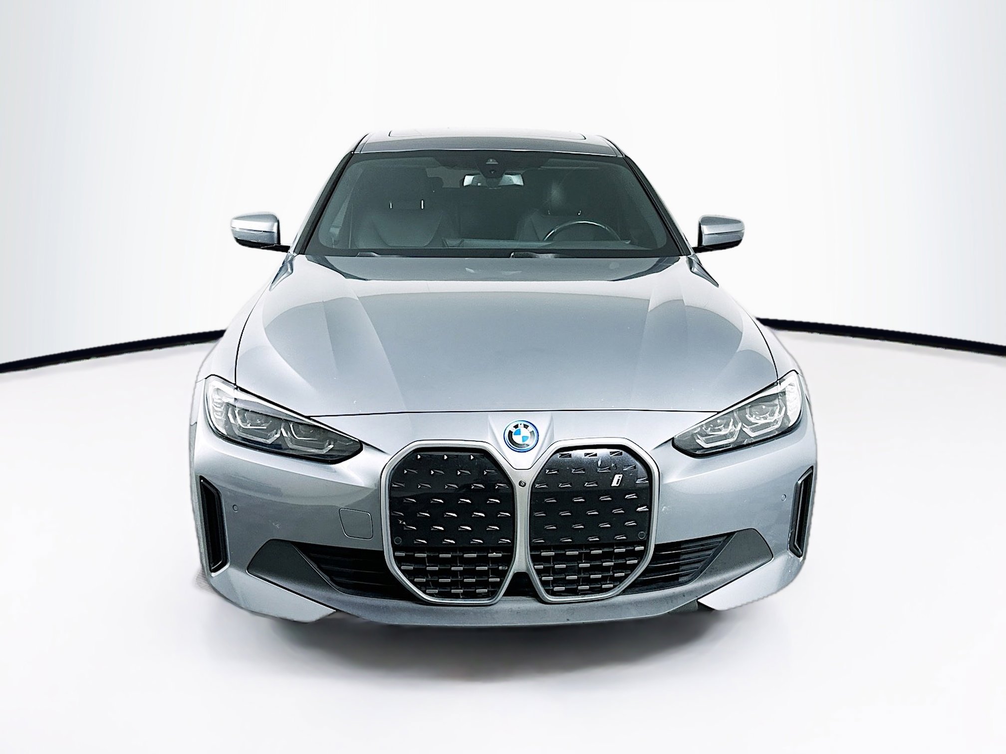 Used 2024 BMW i4 xDrive40i w/ Premium Package AWD/4WD image 2